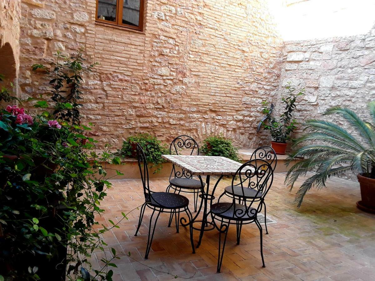 Case Brizi 10 Assise Extérieur photo